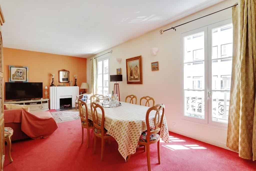 Apartamento Sejour Au Pied De La Tour Eiffel París Exterior foto