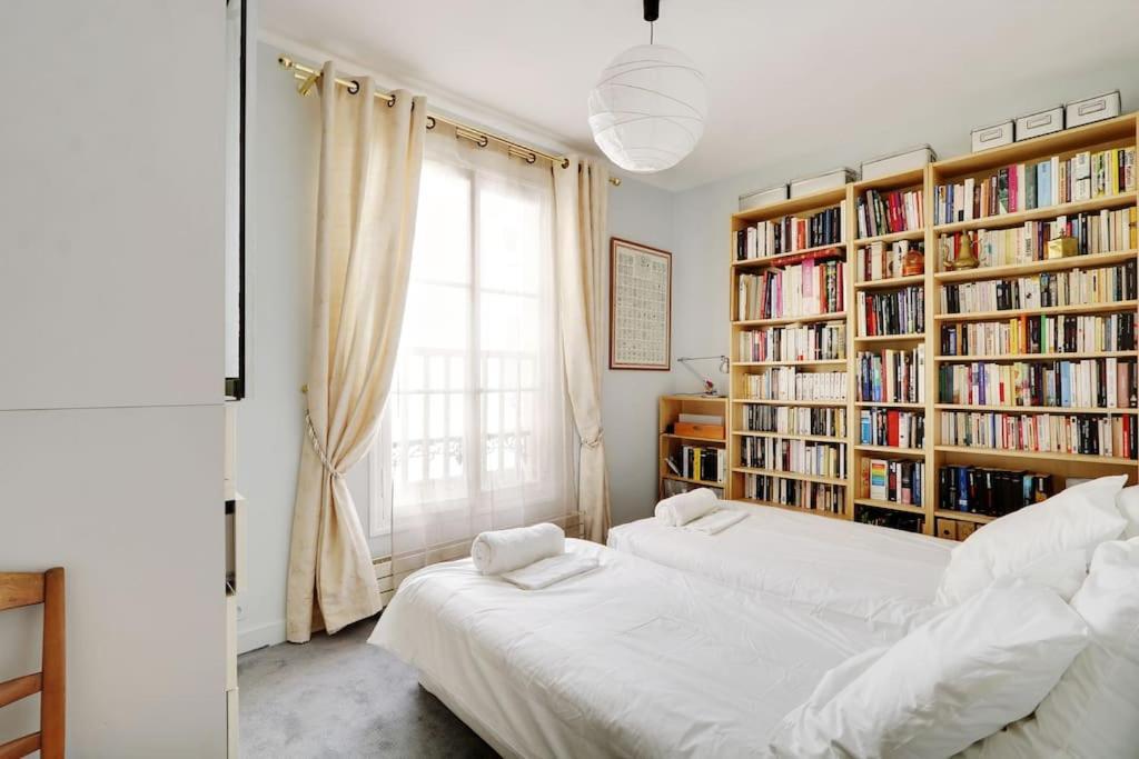 Apartamento Sejour Au Pied De La Tour Eiffel París Exterior foto